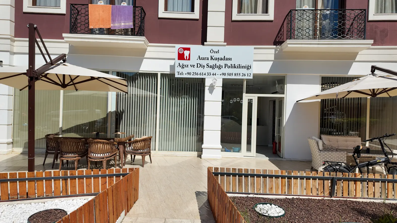 Özel Aura Kuşadası Ağız ve Diş Sağlığı Polikliniği