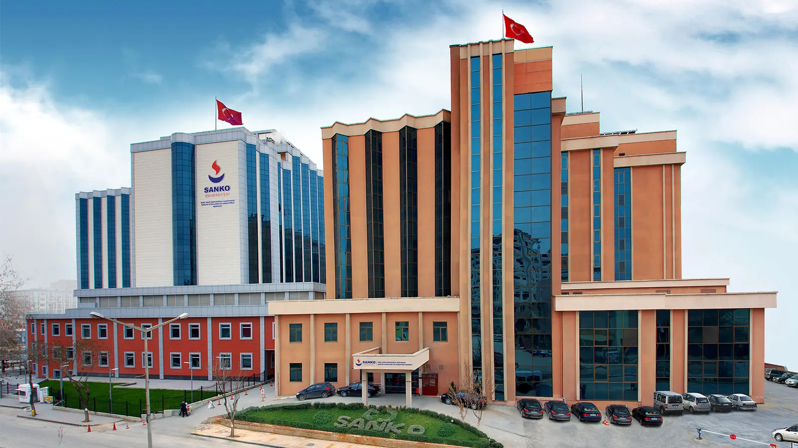 Özel Sani Konukoğlu Hastanesi