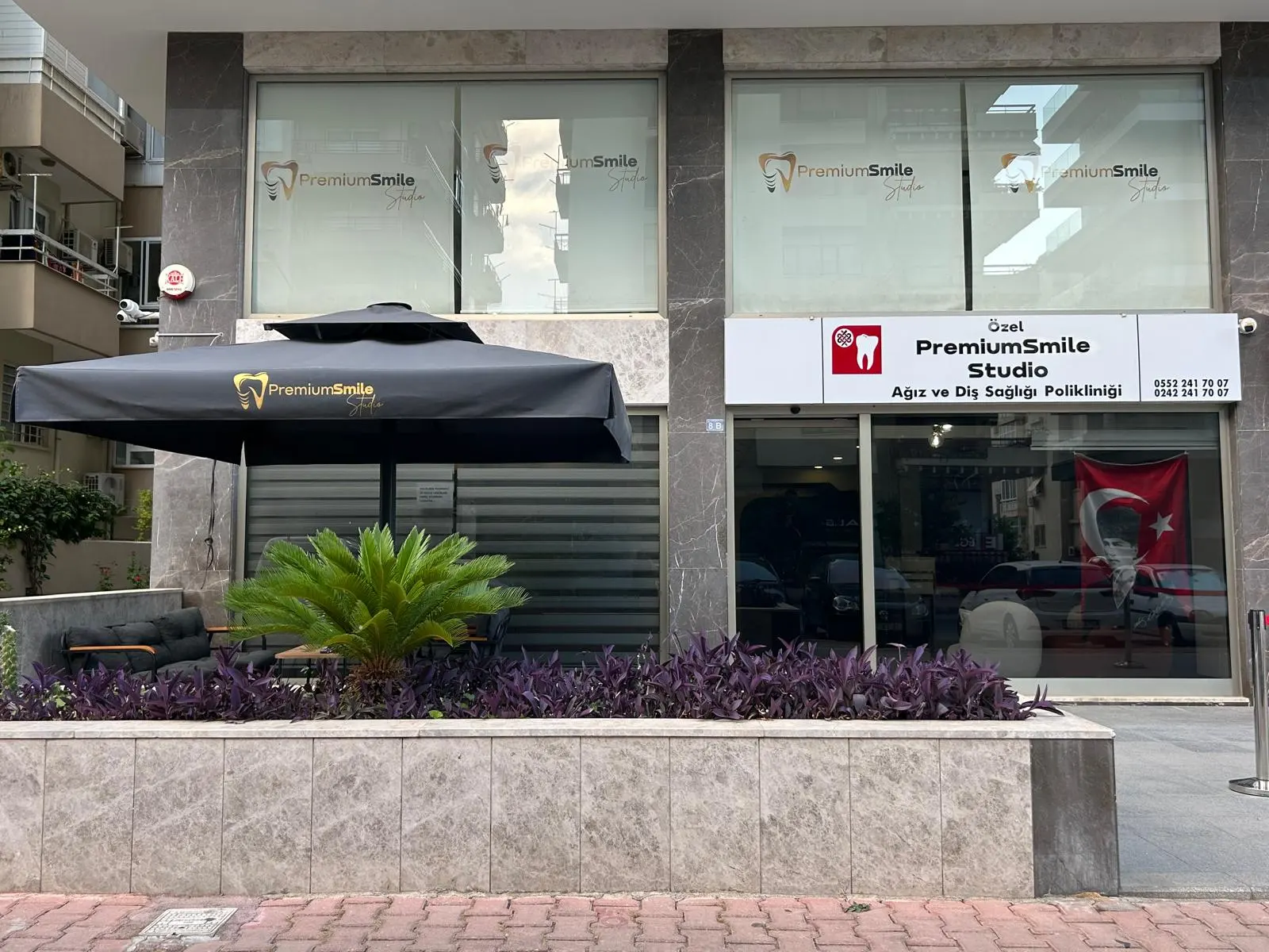 Özel Premium Smile Studio Ağız ve Diş Sağlığı Polikliniği