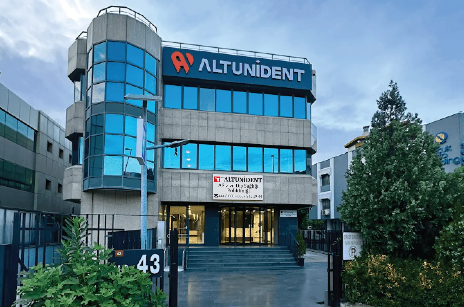 Altunident Ağız ve Diş Sağlığı Polikliniği
