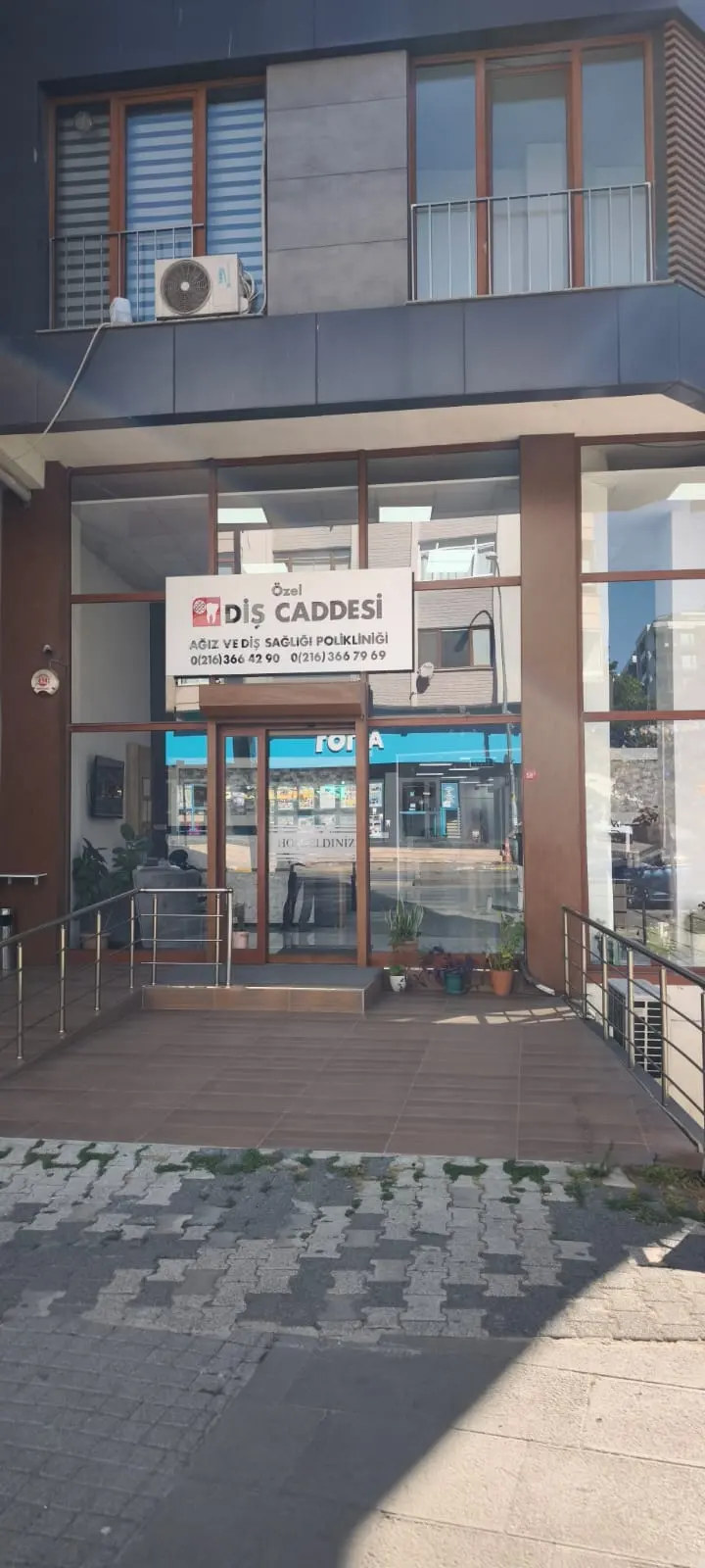 Özel Diş Caddesi Ağız ve Diş Sağlığı Polikliniği