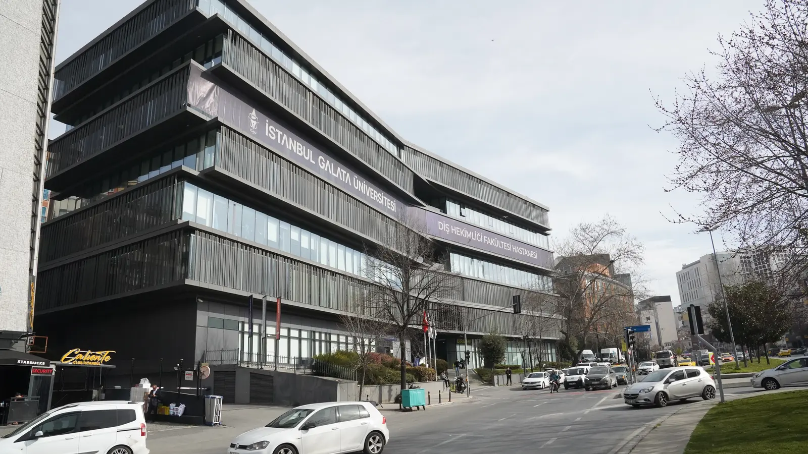 İstanbul Galata Üniversitesi Ağız ve Diş Sağlığı Merkezi