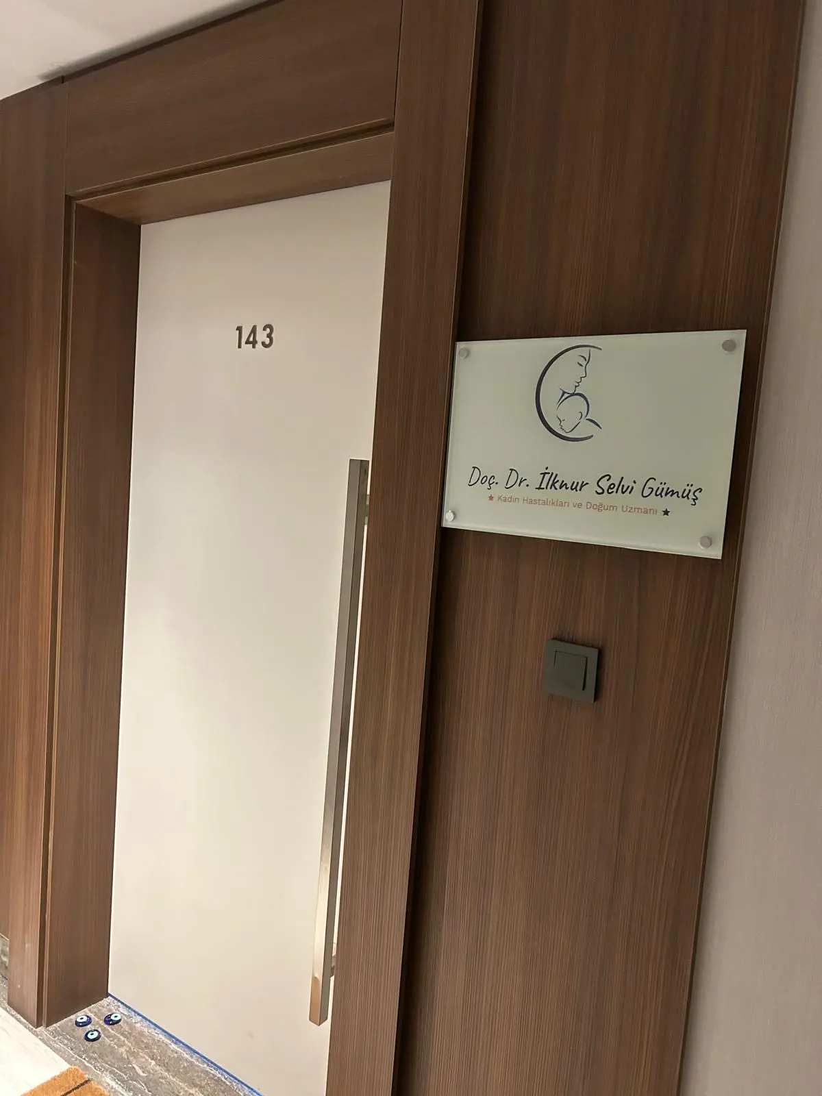 Doç. Dr. İlknur Selvi Gümüş Muayenehanesi