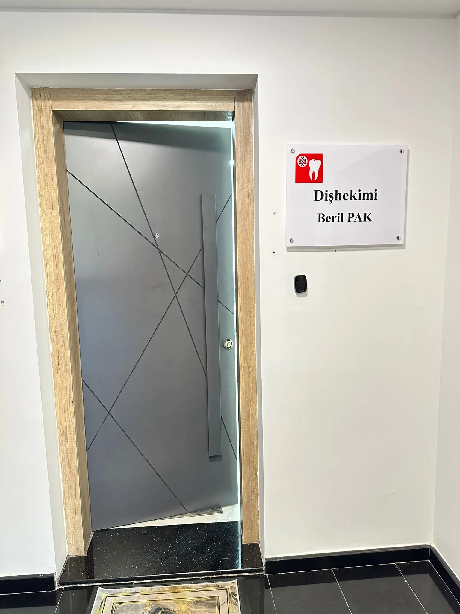 Beril Pak Dental Center Turkey