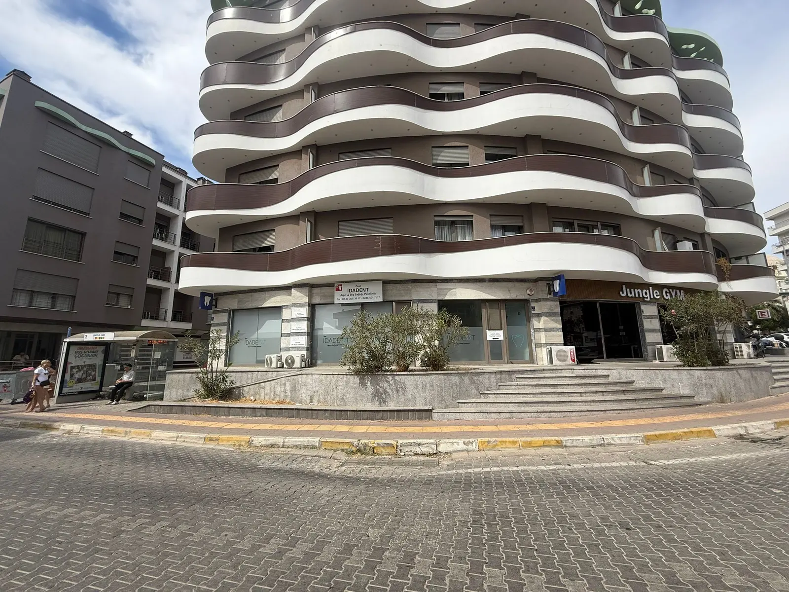 İdadent Ağız ve Diş Sağlığı Polikliniği