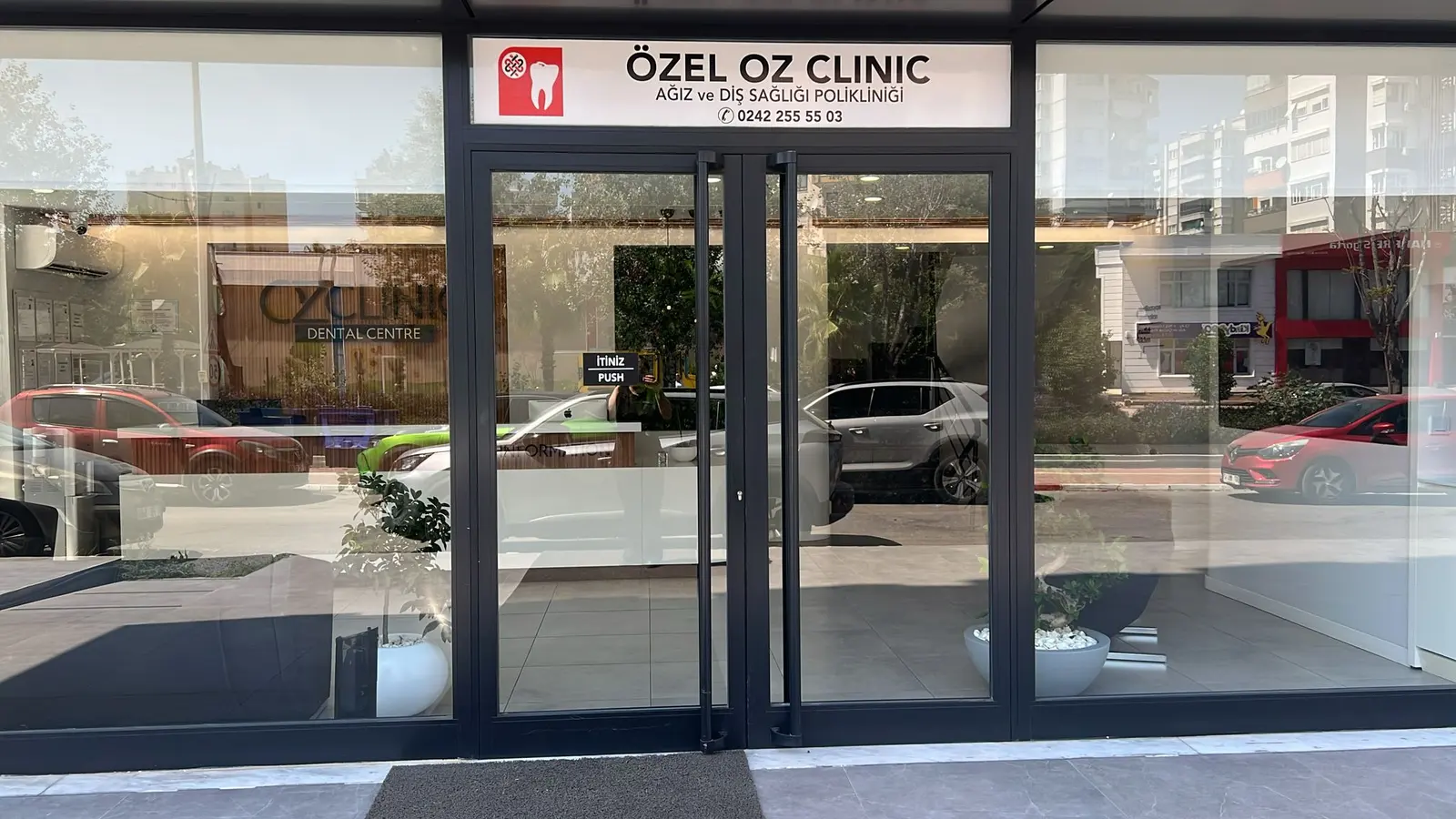 Özel Oz Clinic Ağız ve Diş Sağlığı Polikliniği