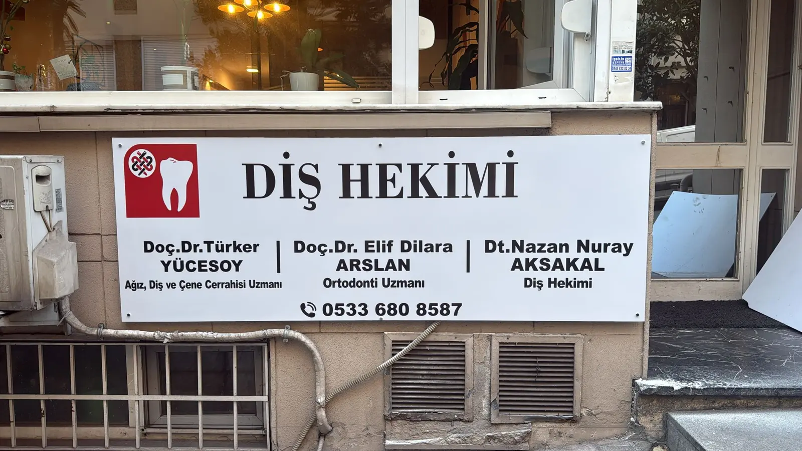 Doç. Dr. Türker Yücesoy Muayenehanesi
