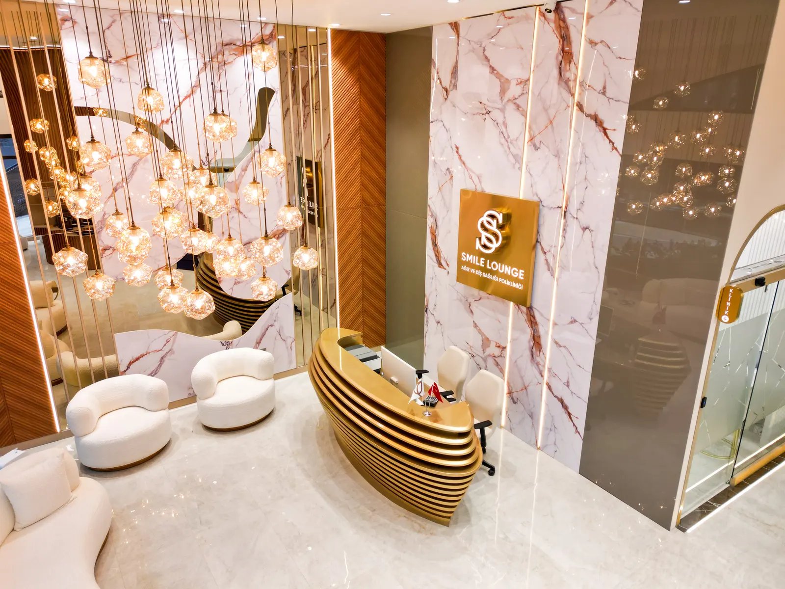Özel Smile Lounge Ağız ve Diş Sağlığı Polikliniği