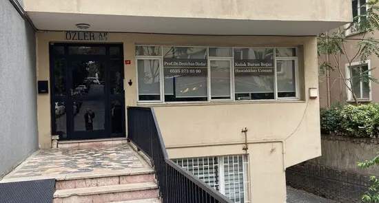 Doç. Dr. Denizhan Dizdar Muayenehanesi