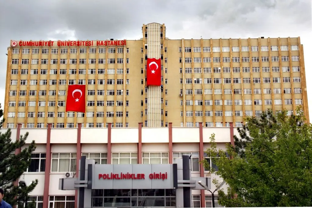 Cumhuriyet Üniversitesi Sağlık Hizmetleri Eğitim ve Araştırma Hastanesi