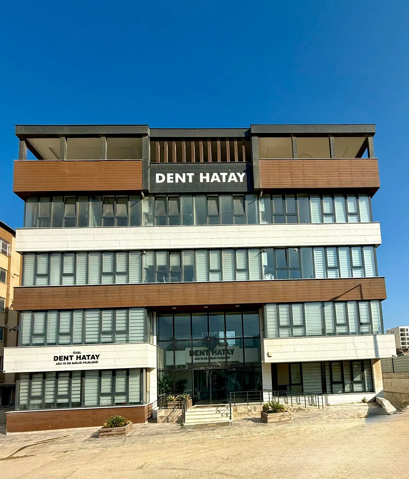 DENT HATAY AĞIZ VE DİŞ SAĞLIĞI POLİKLİNİĞİ