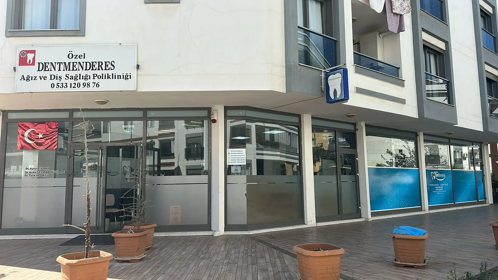 Özel Dent Menderes Ağız ve Diş Sağlığı Polikliniği
