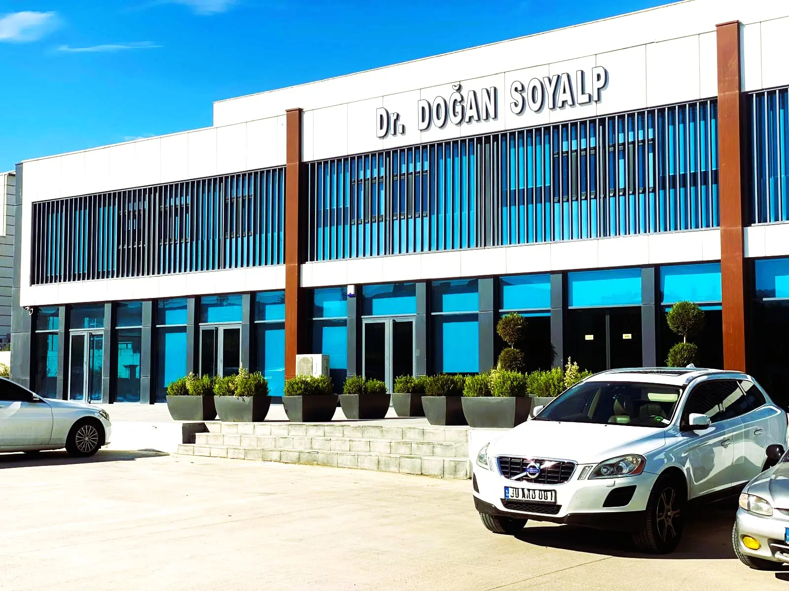 Dr. Doğan Soyalp Muayenehanesi