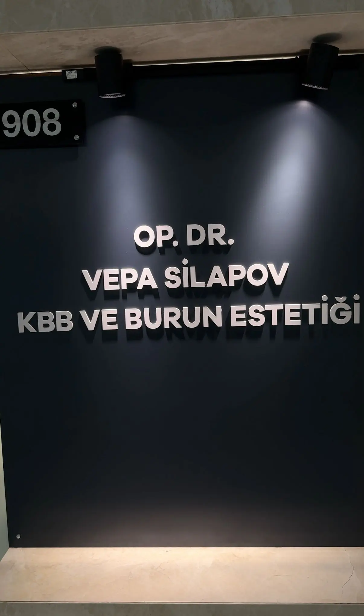 Op. Dr. Vepa Sılapow Muayenehanesi
