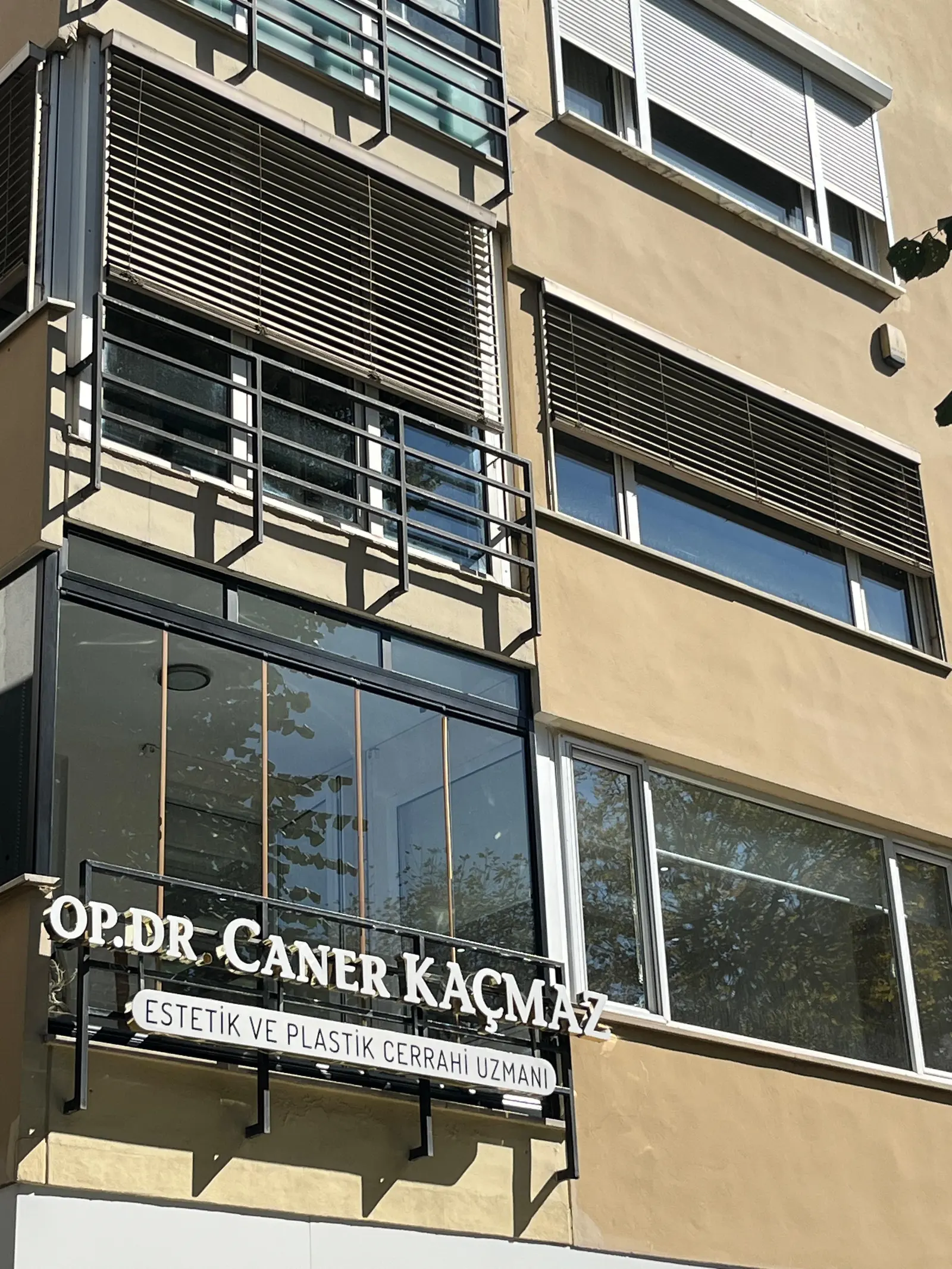 Özel Uzm. Dr. Caner Kaçmaz Muayenehanesi