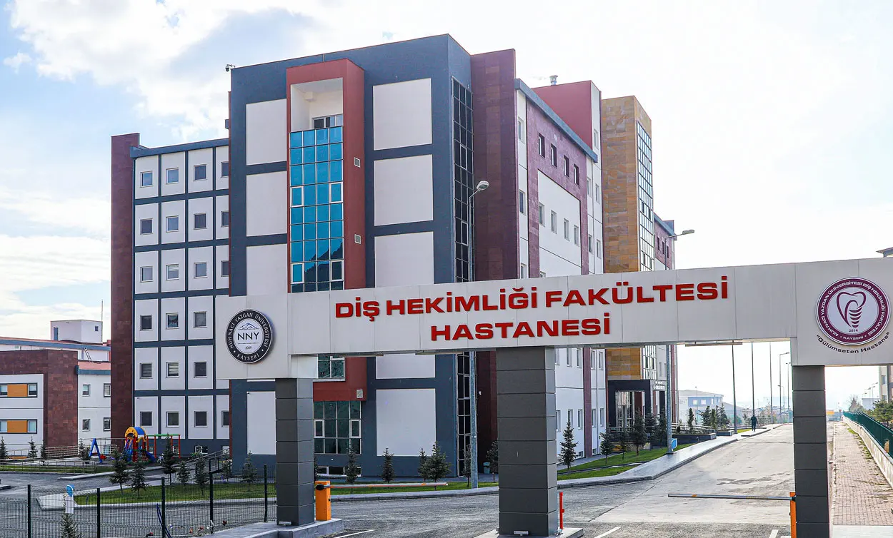 Kayseri Nuh Naci Yazgan Üniversitesi Ağız ve Diş Sağlığı Eğitim Uygulama ve Araştırma Merkezi
