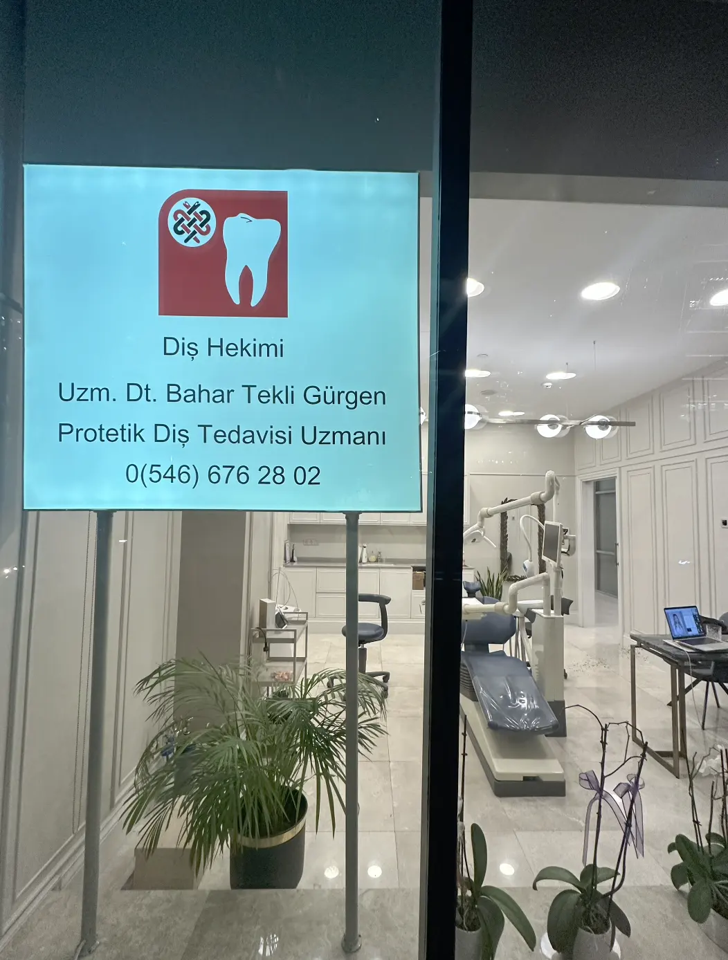 Uzm. Dt. Bahar Tekli Gürgen Muayenehanesi