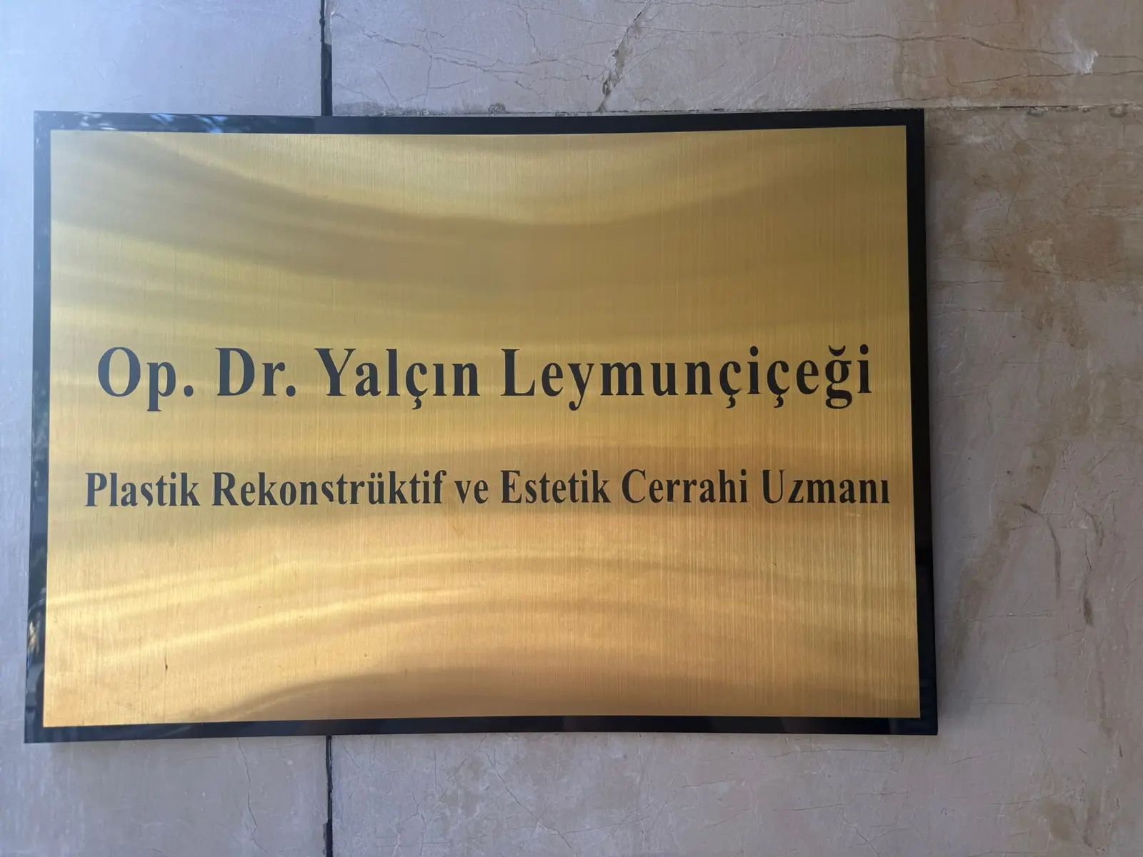 Op. Dr. Yalçın Leymunçiçeği Muayenehanesi