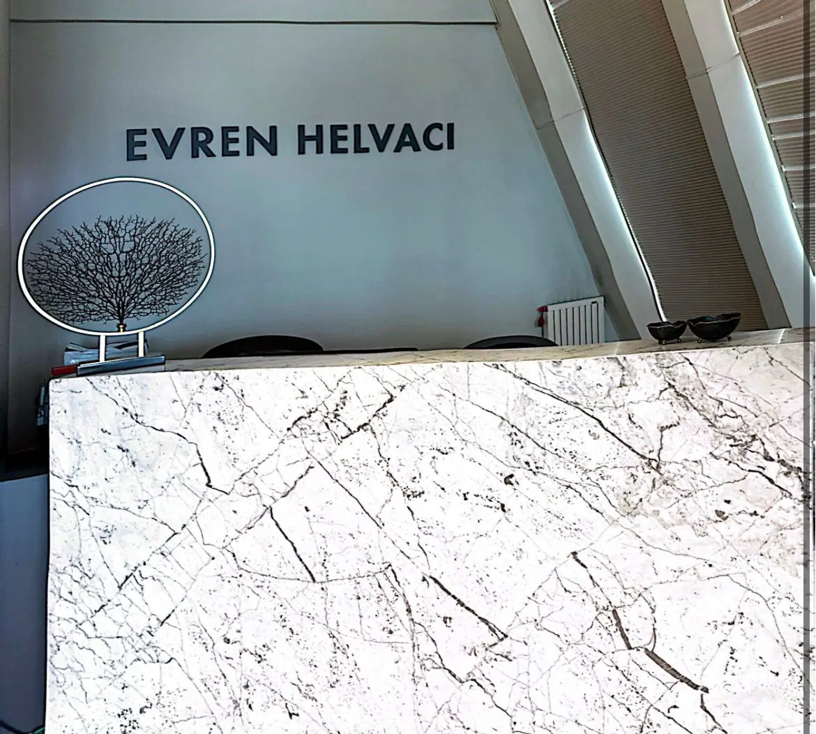 Uzm. Dr. Evren Helvacı Muaynehanesi
