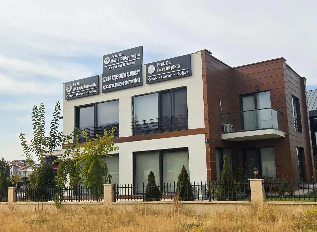 Uzm. Dr. Ayşe Güzin Altunbay Muayenehanesi