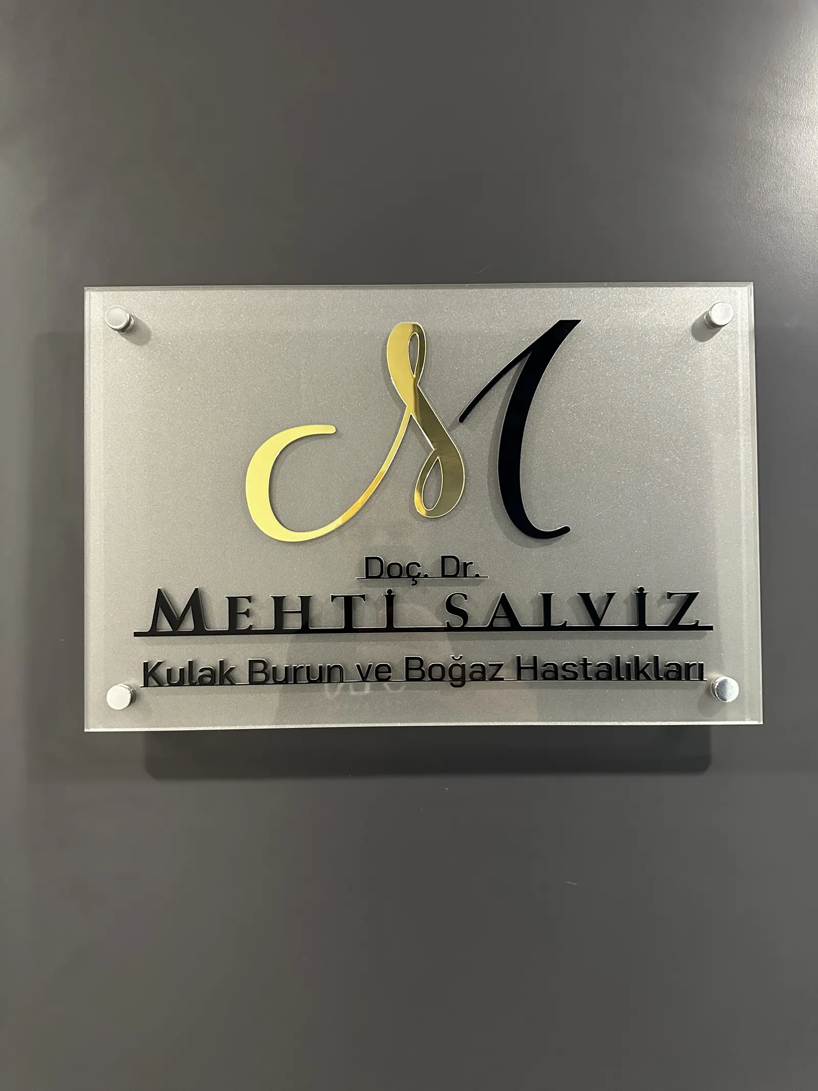 Uzm. Dr. Mehti Şalvız Muayenehanesi