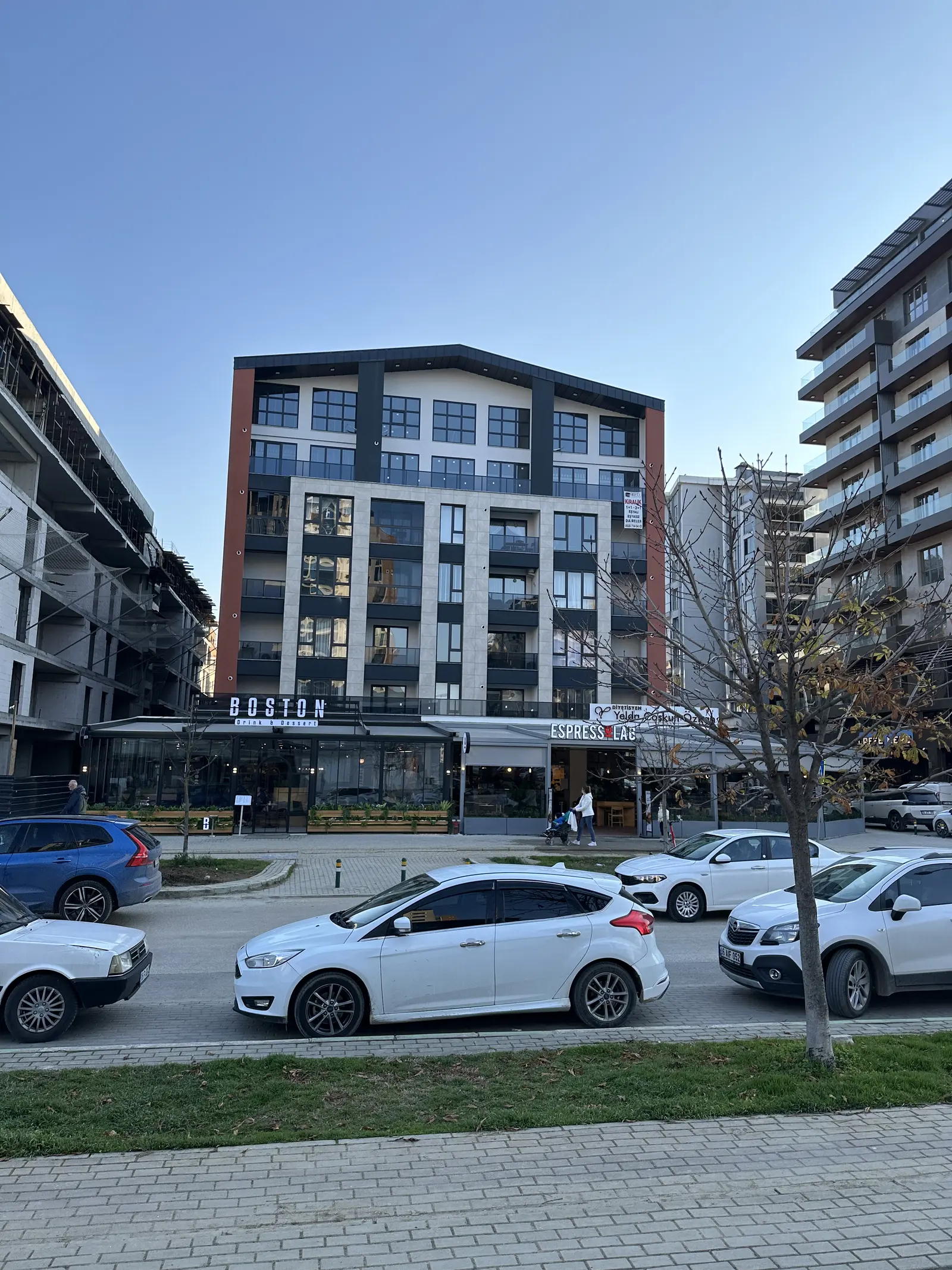DR. AŞKIN KARAGÖZ MUAYENEHANESİ