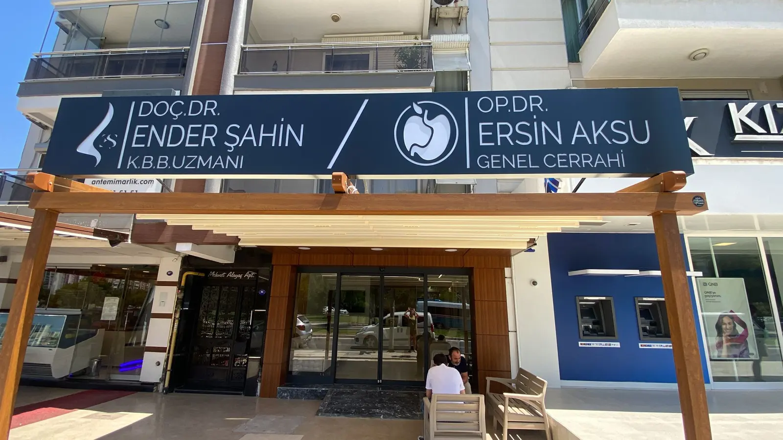 Doç. Dr. Ender Şahin Muayenehanesi