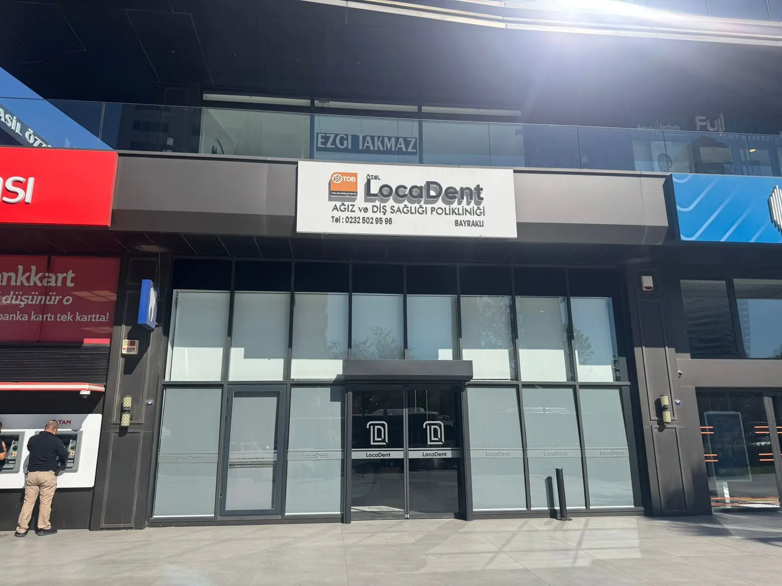 Locadent Ağız ve Diş Sağlığı Polikliniği Bayraklı