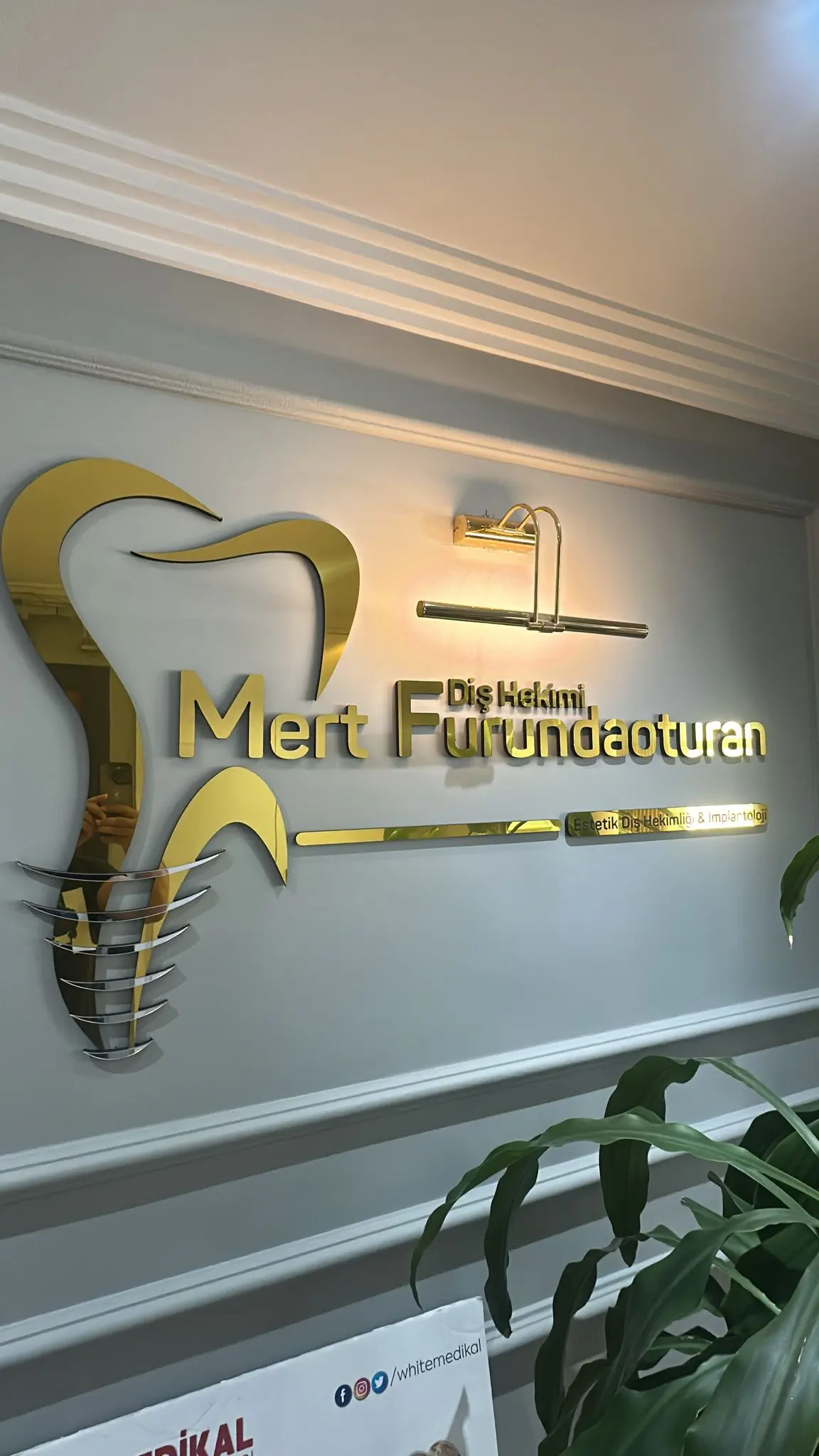 dişhekimi mert furundaoturan kliniği