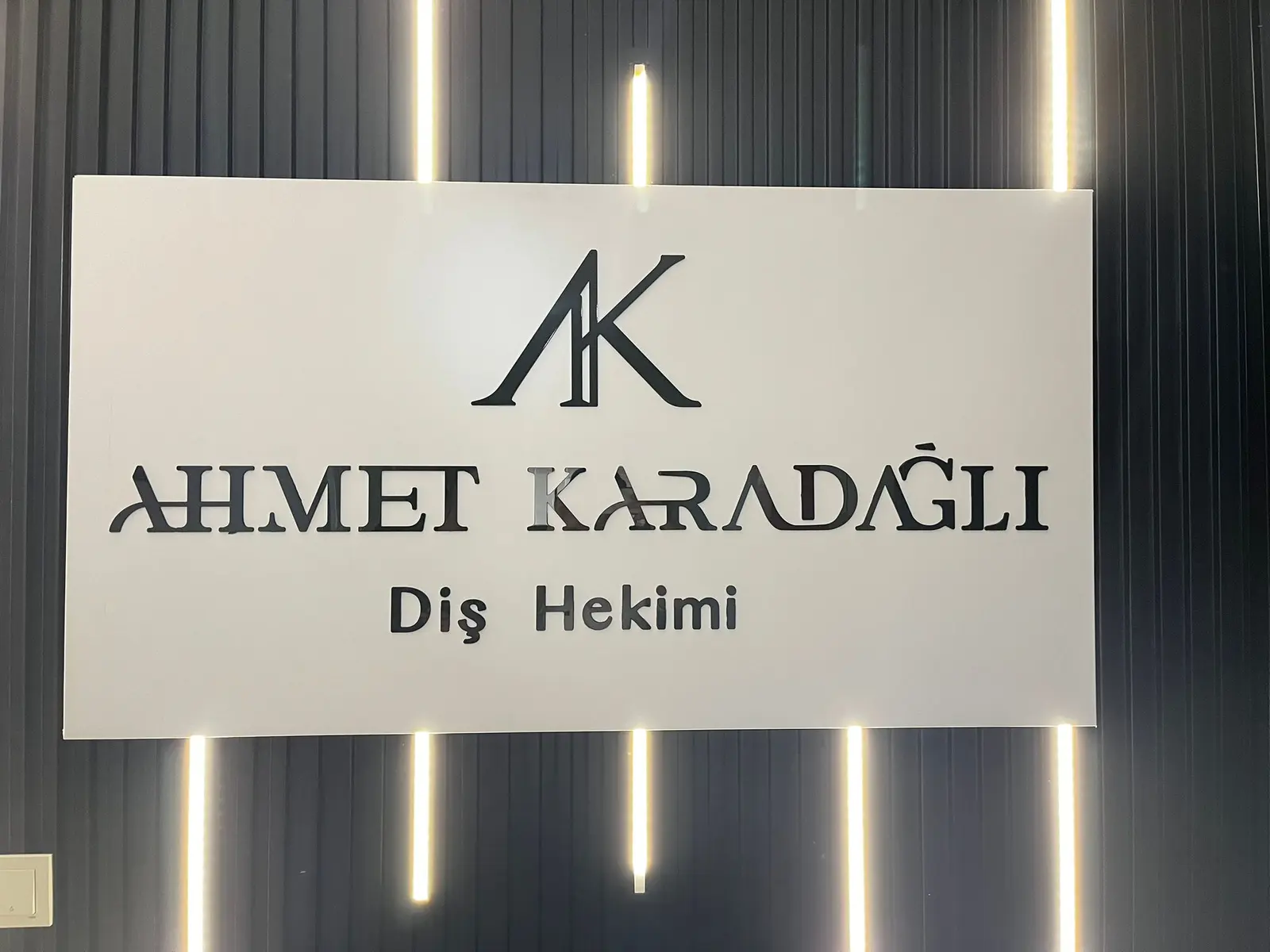 Dt. Ahmet Karadağlı Muayenehanesi
