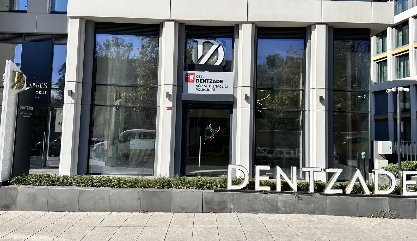 Özel Dentzade Ağız ve Diş Sağlığı Polikliniği