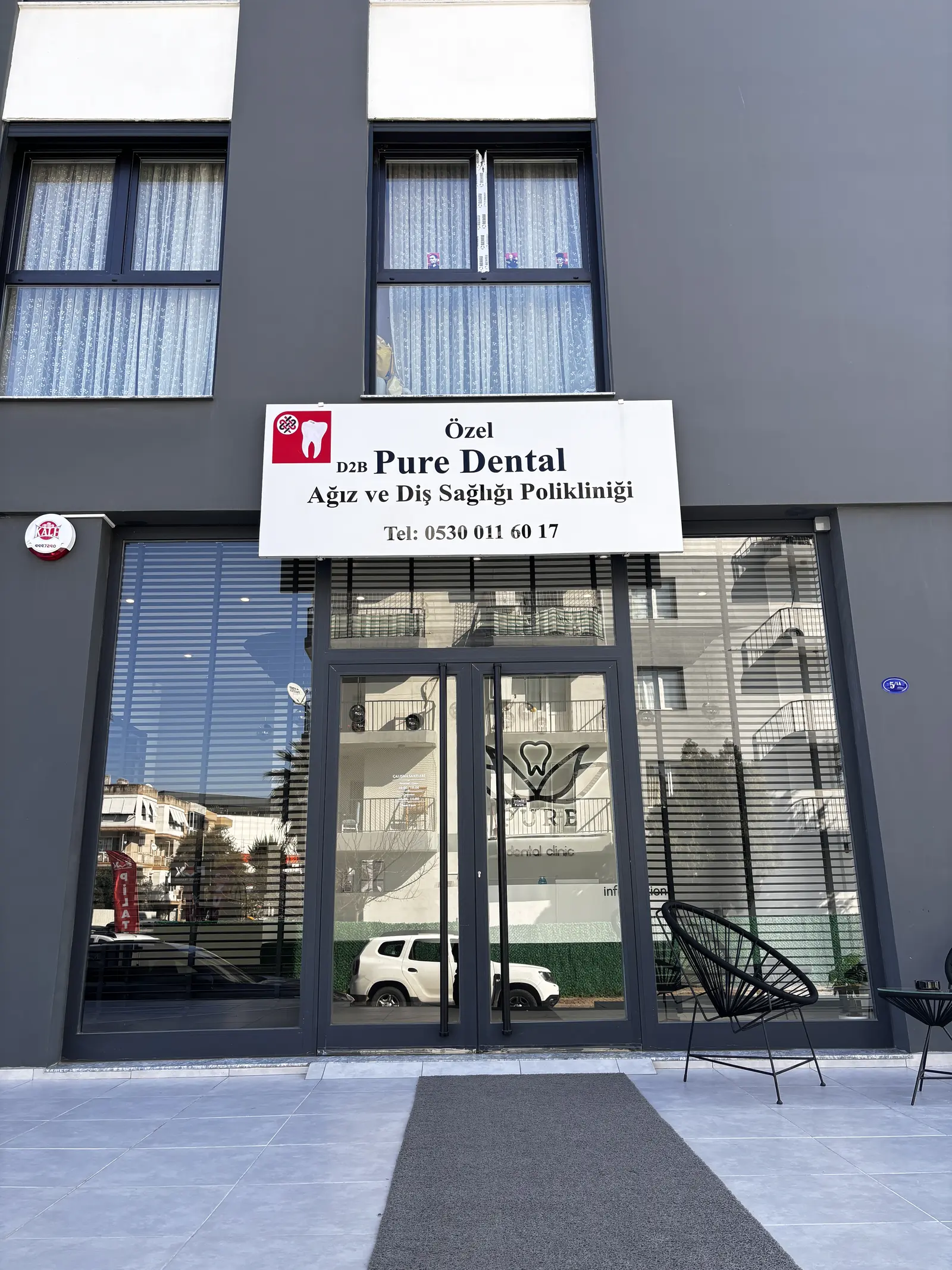 Özel D2B Pure Dental Ağız ve Diş Sağlığı Polikliniği