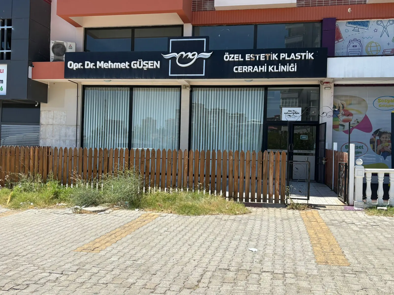 Op. Dr. Mehmet Güşen