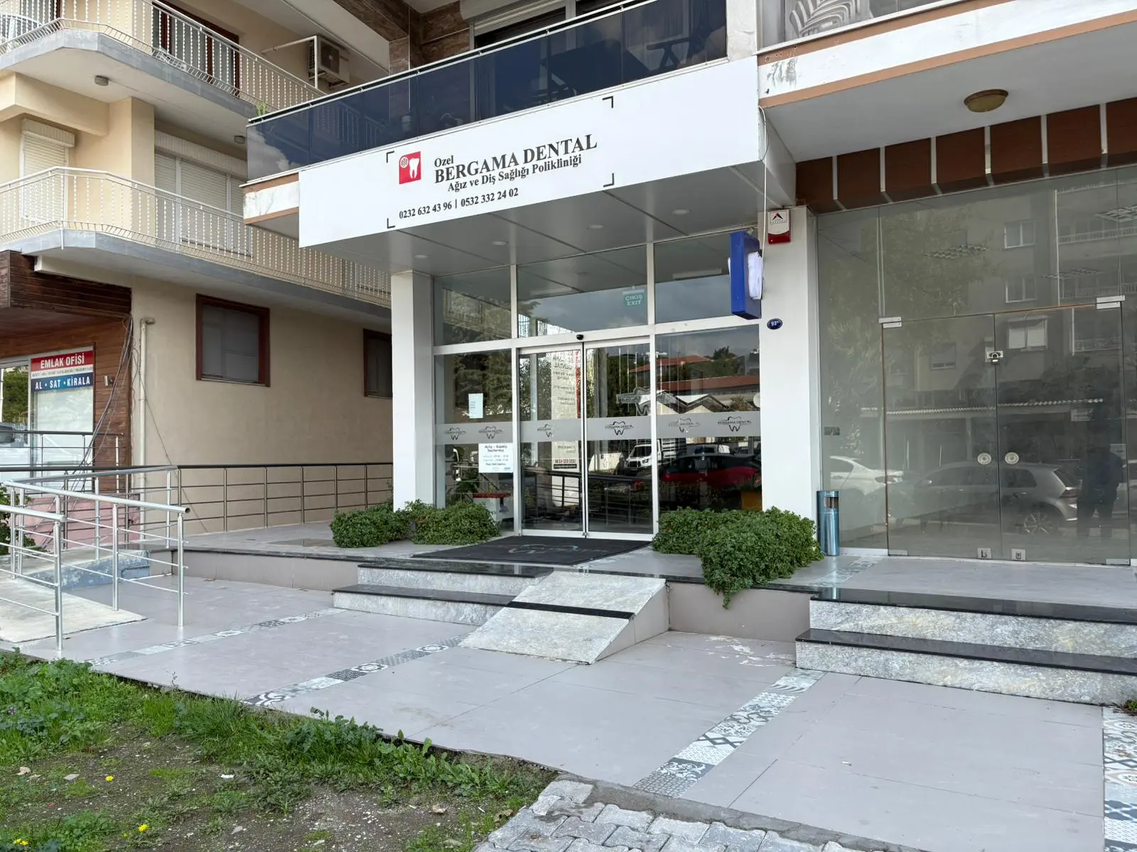 Özel Bergama Dental Ağız ve Diş Sağlığı Polikliniği