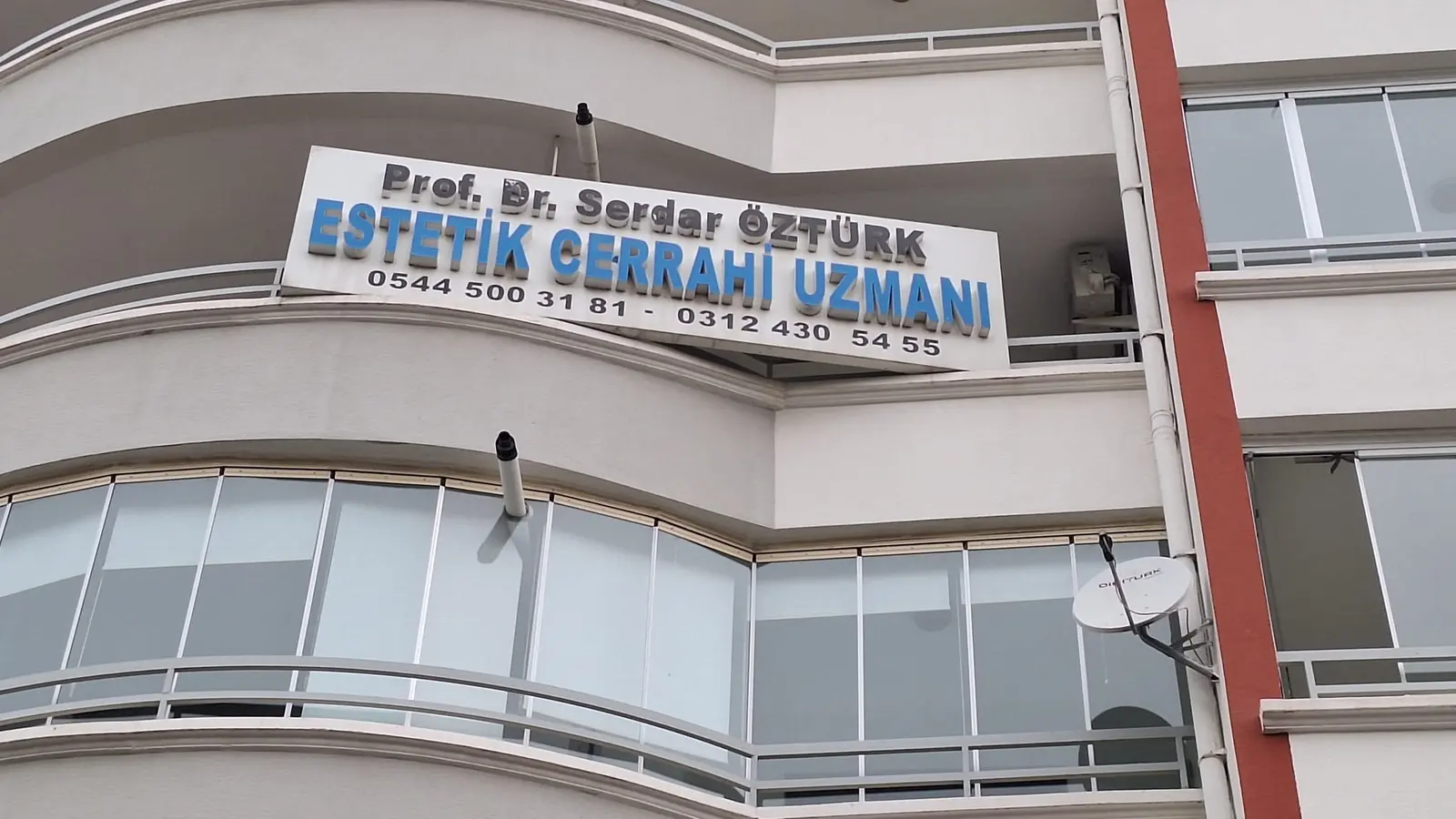 Prof. Dr. Serdar Öztürk Muayenehanesi