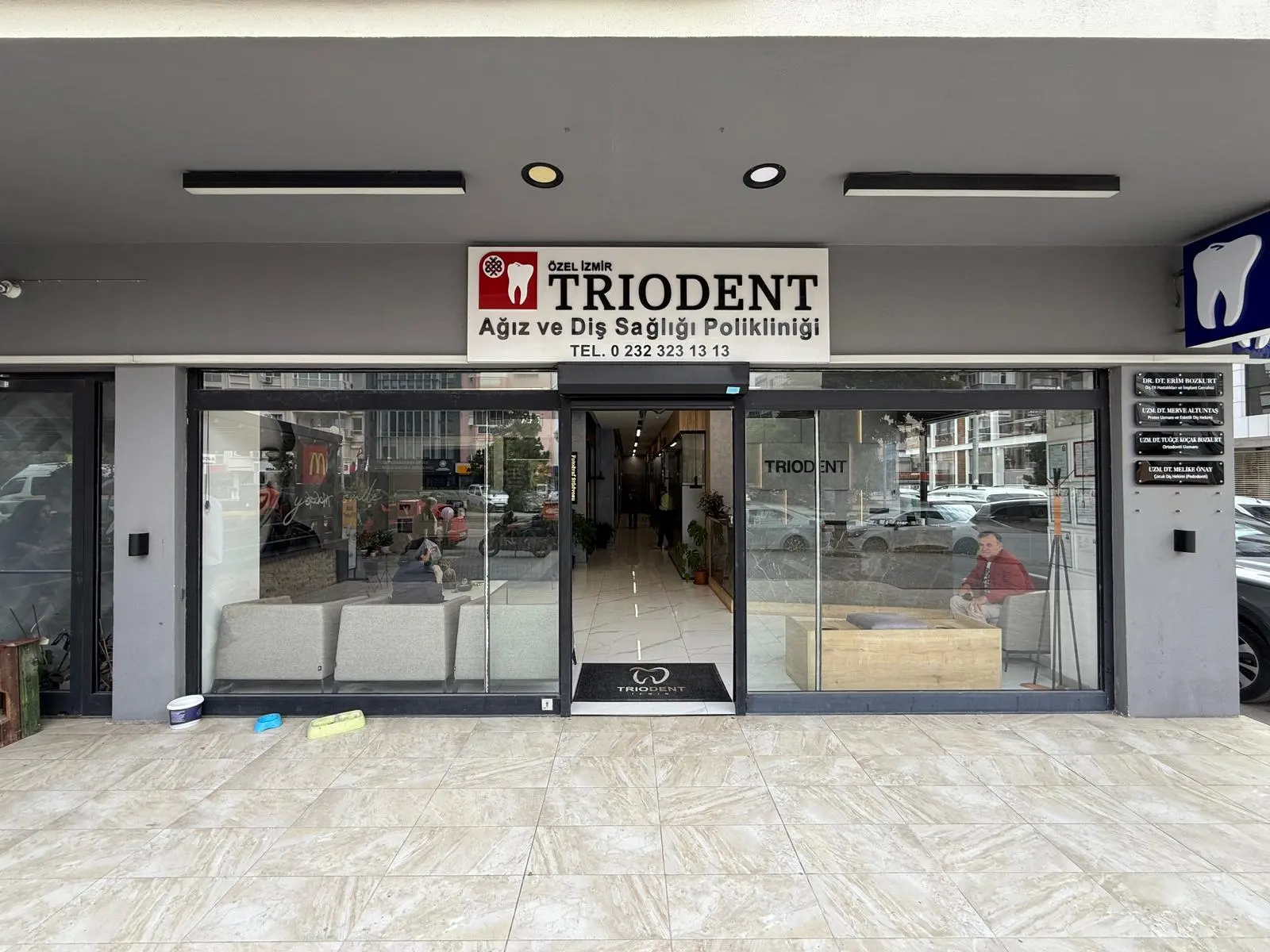 Özel İzmir Triodent Ağız ve Diş Sağlığı Polikliniği