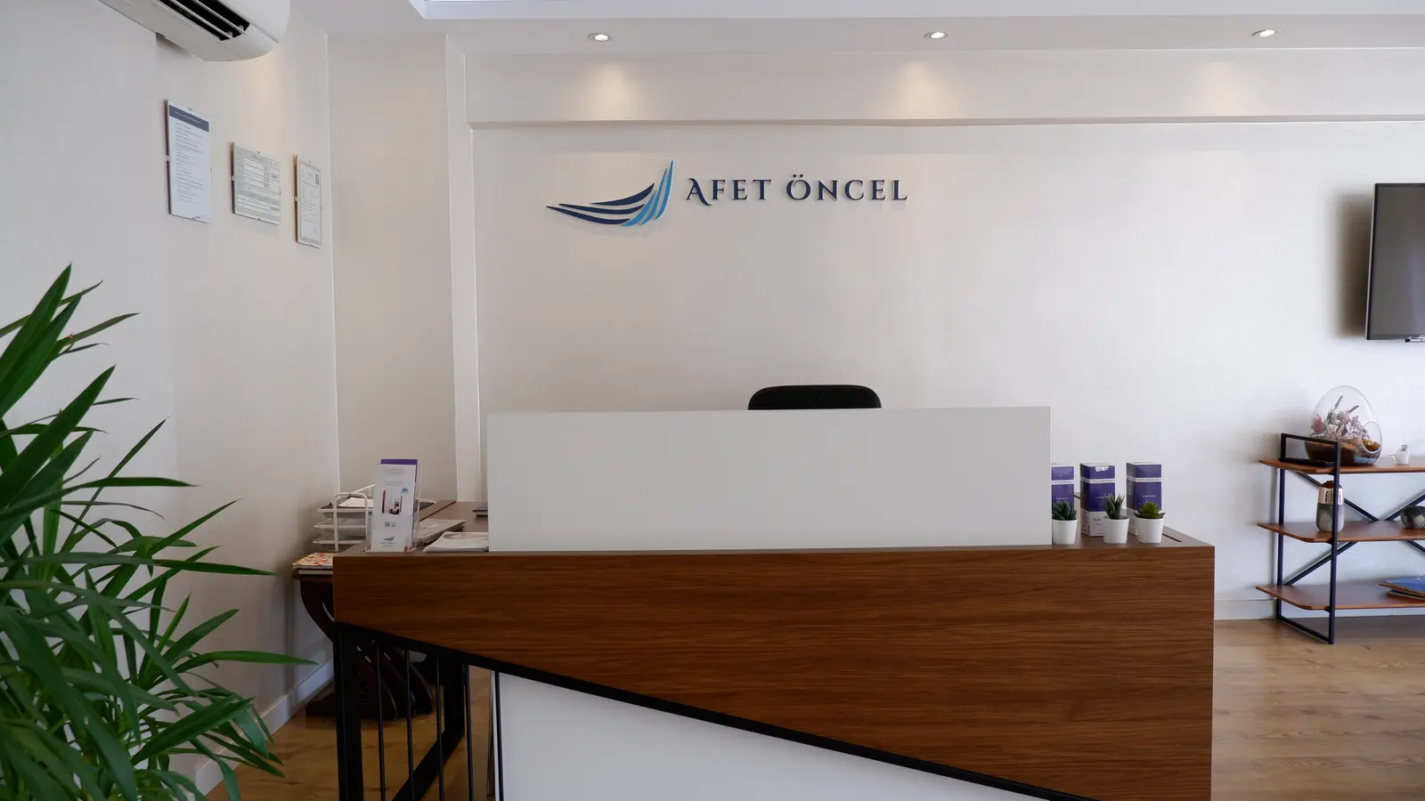 Op. Dr. Afet Öncel