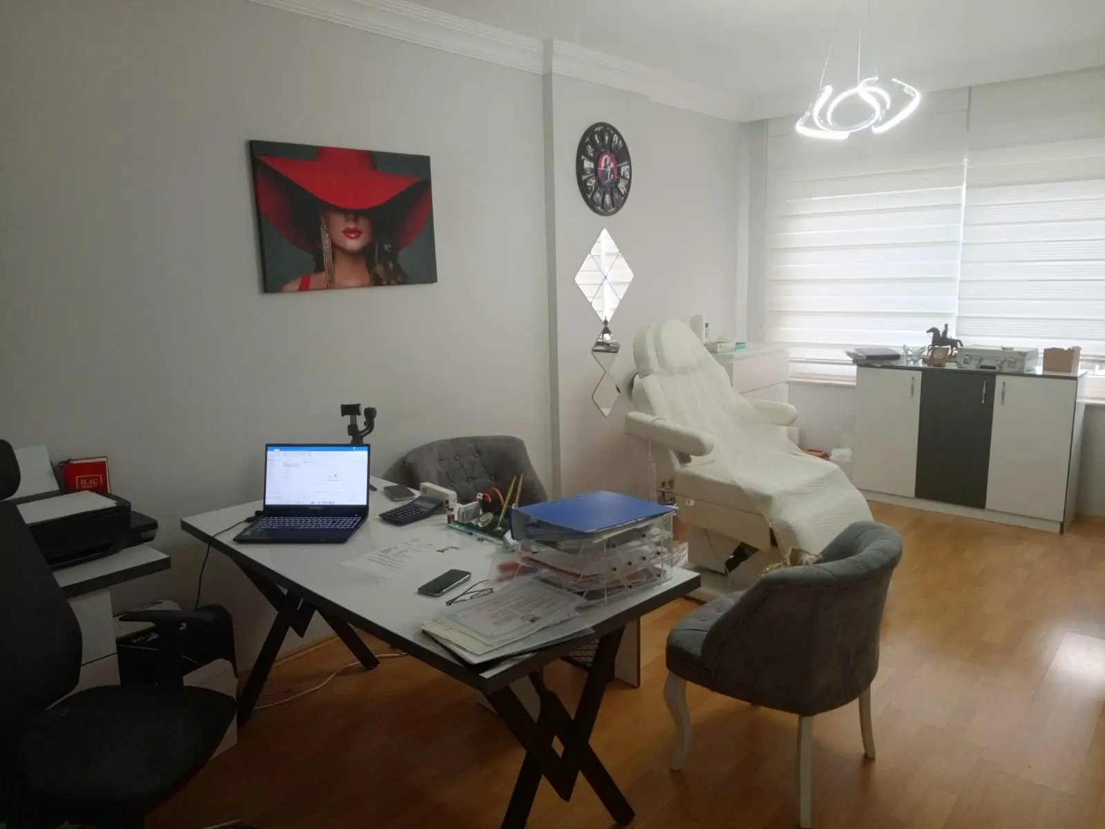 Dr. Cihan Çevik Muayenehanesi