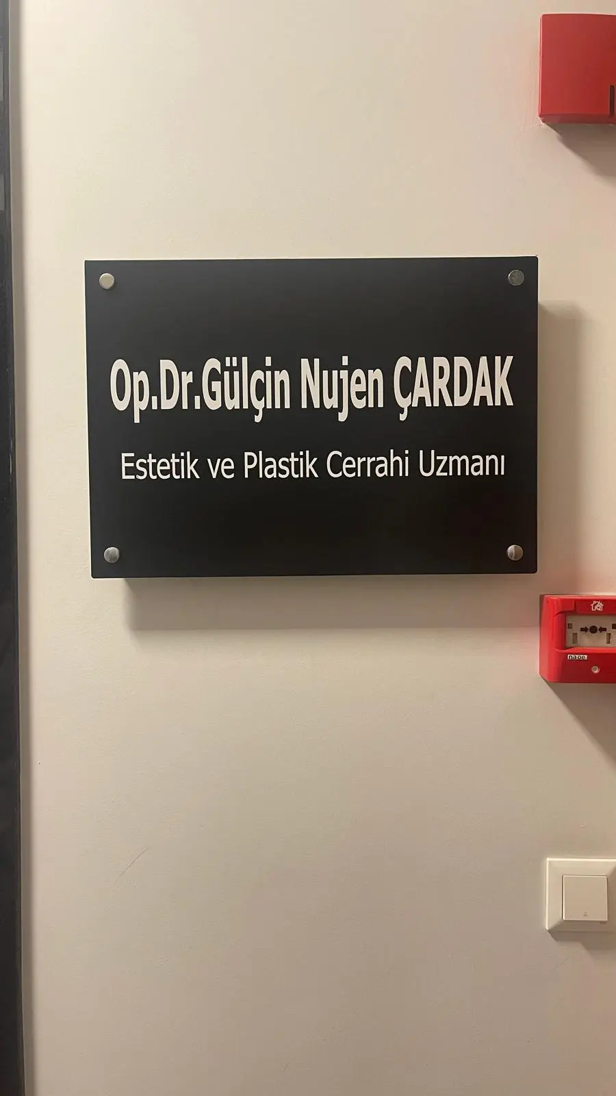 Op. Dr. Gülçin Nujen Ayçiçek Çardak Muayenehanesi