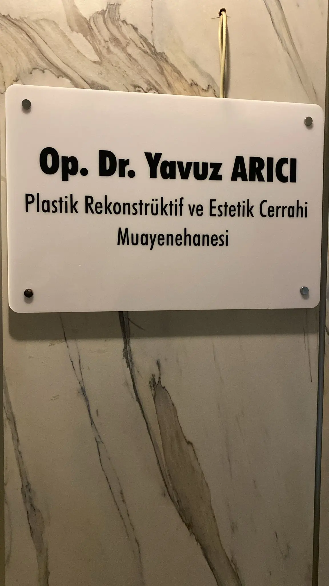 Uzm. Dr. Yavuz Arıcı Muayenehanesi