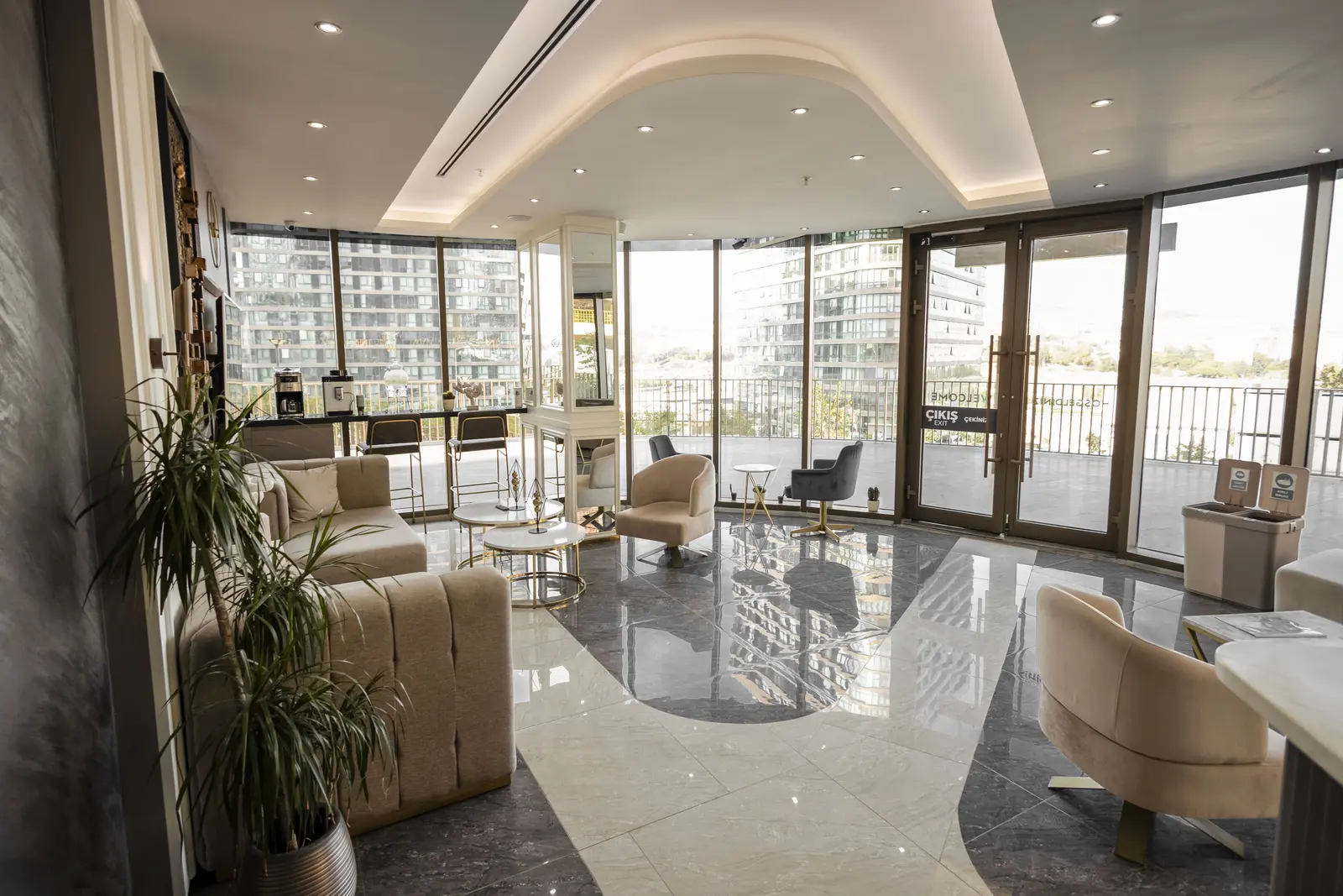 Özel Vivyan Clinic Ağız ve Diş Sağlığı Polikliniği