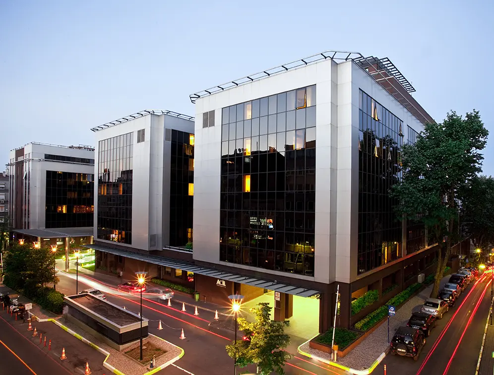 American Hospital