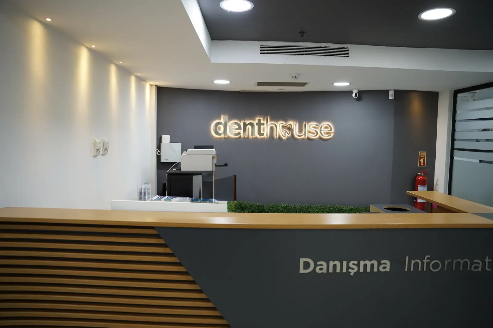 Özel Dent House Ağız ve Diş Sağlığı Polikliniği