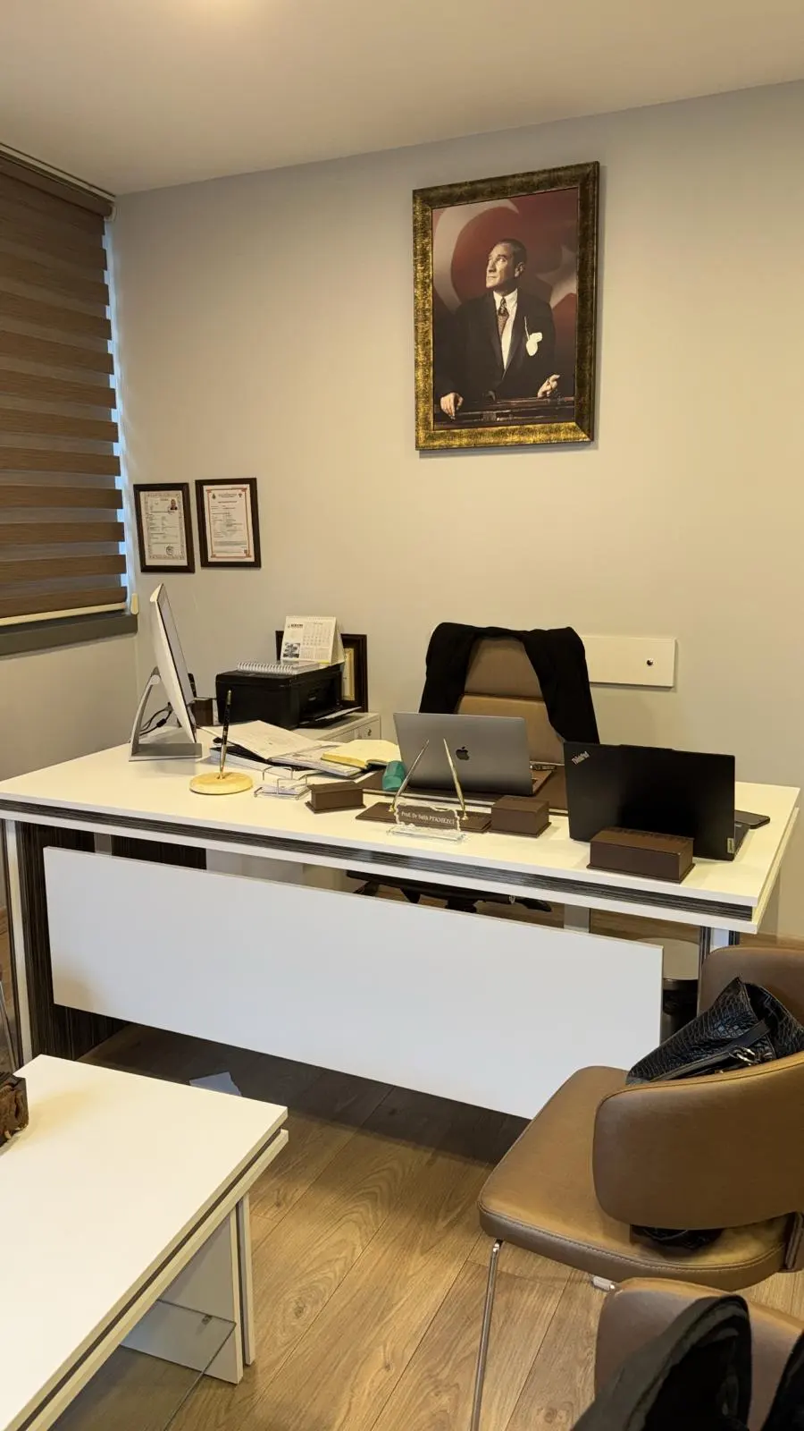 Prof. Dr. Salih Pekmezci Muayenehanesi