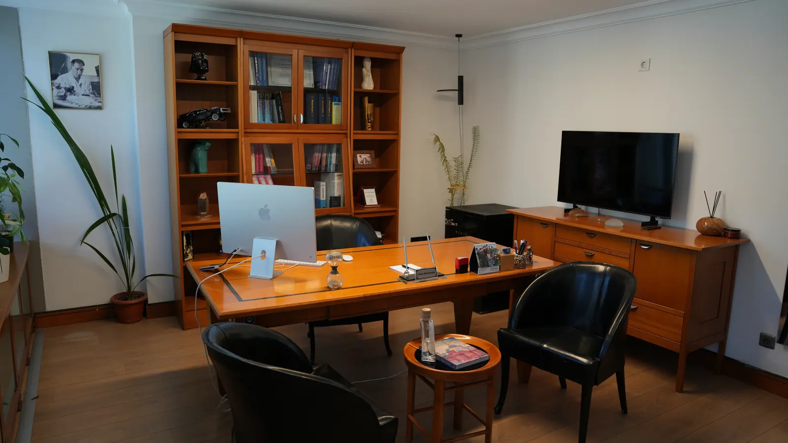 Doç. Dr. Osman Kelahmetoğlu Muayenehanesi