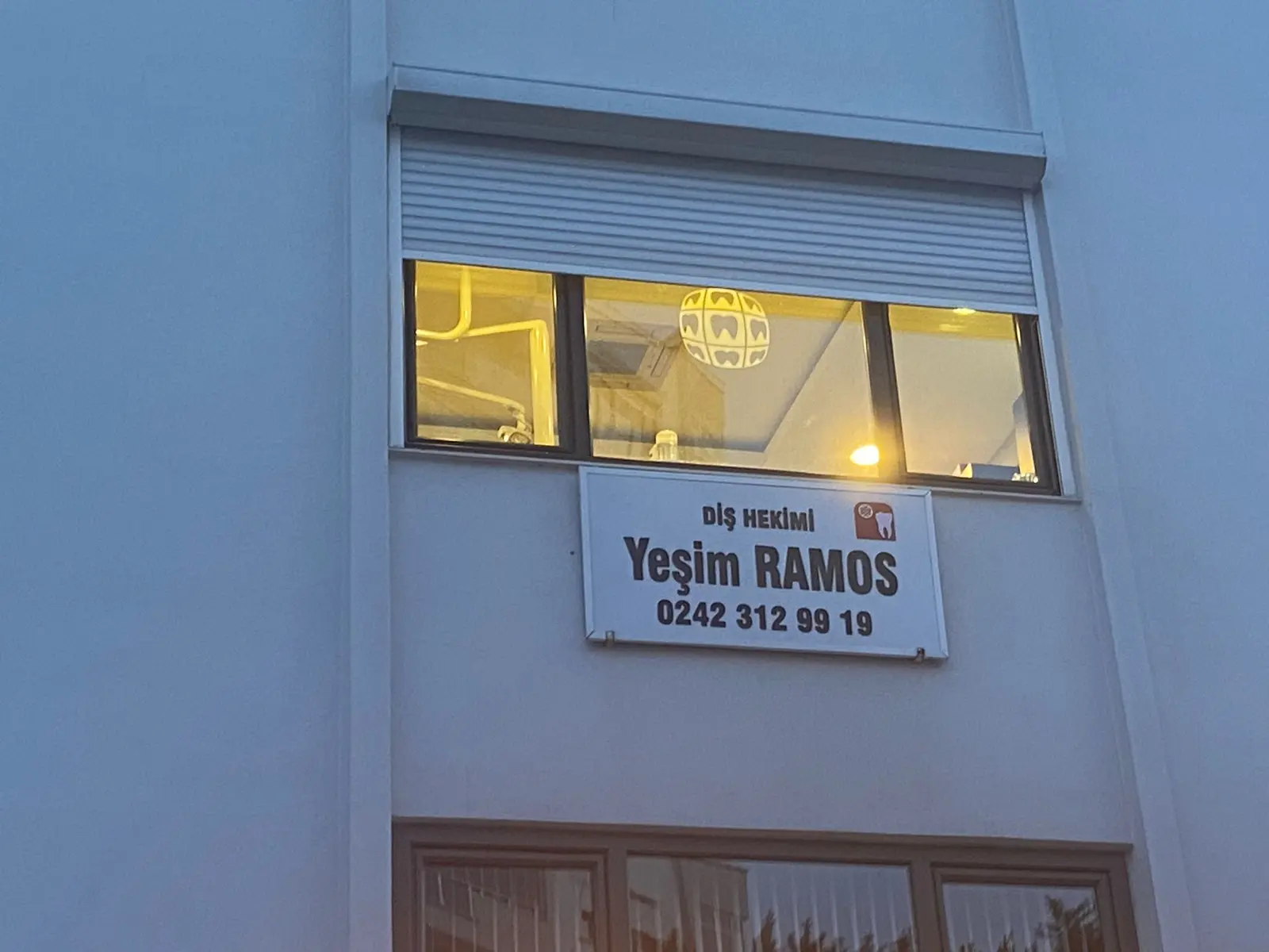 Dt. Yeşim Ramos Muayenehanesi