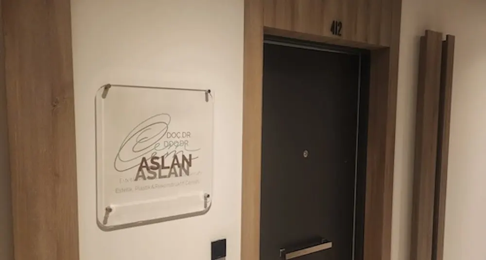 Doç. Dr. Cem Aslan Muayenehanesi