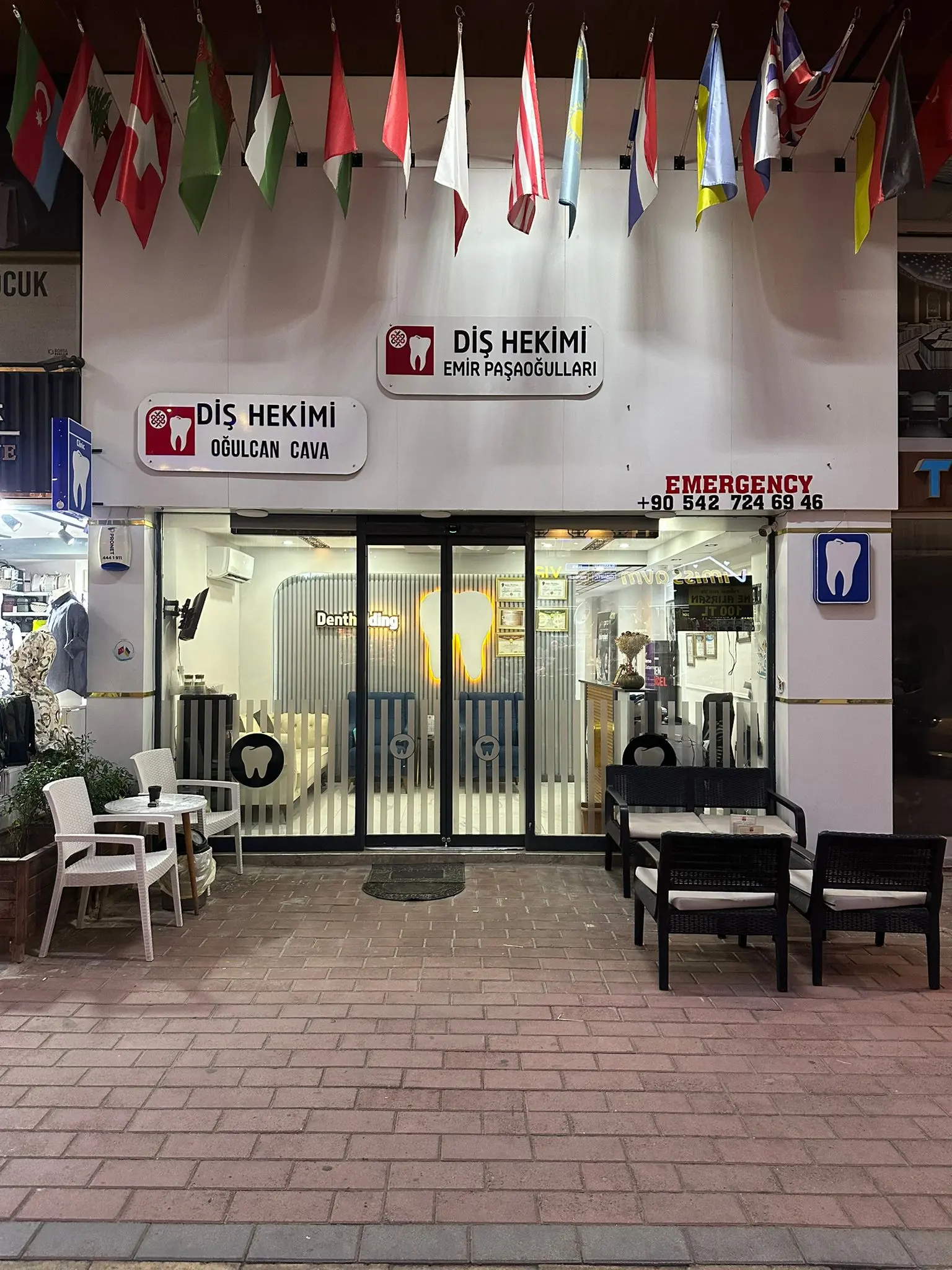 Dt. Emir Paşaoğulları Özel Ağız ve Diş Sağlığı Muayenehanesi