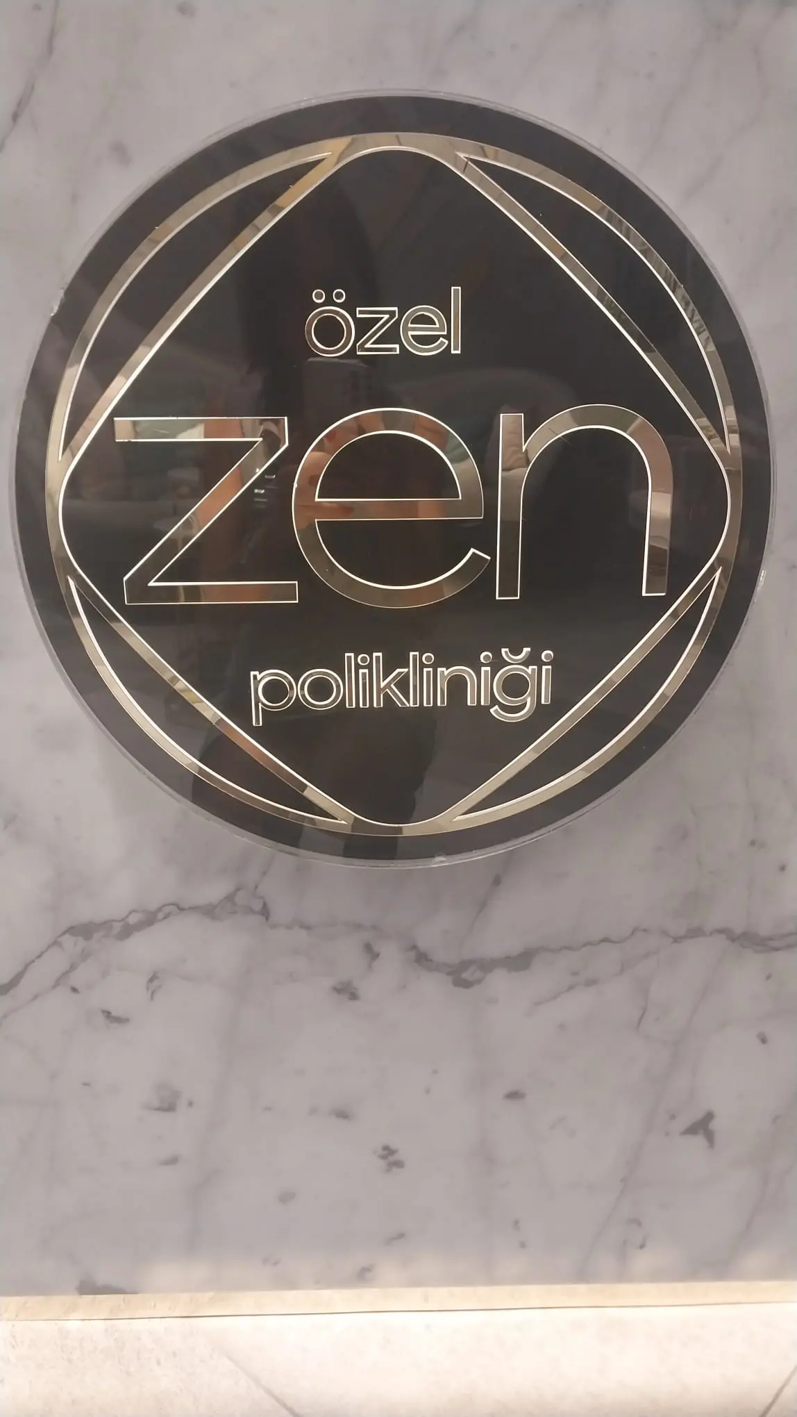 Logo von Özel Zen Polikliniği