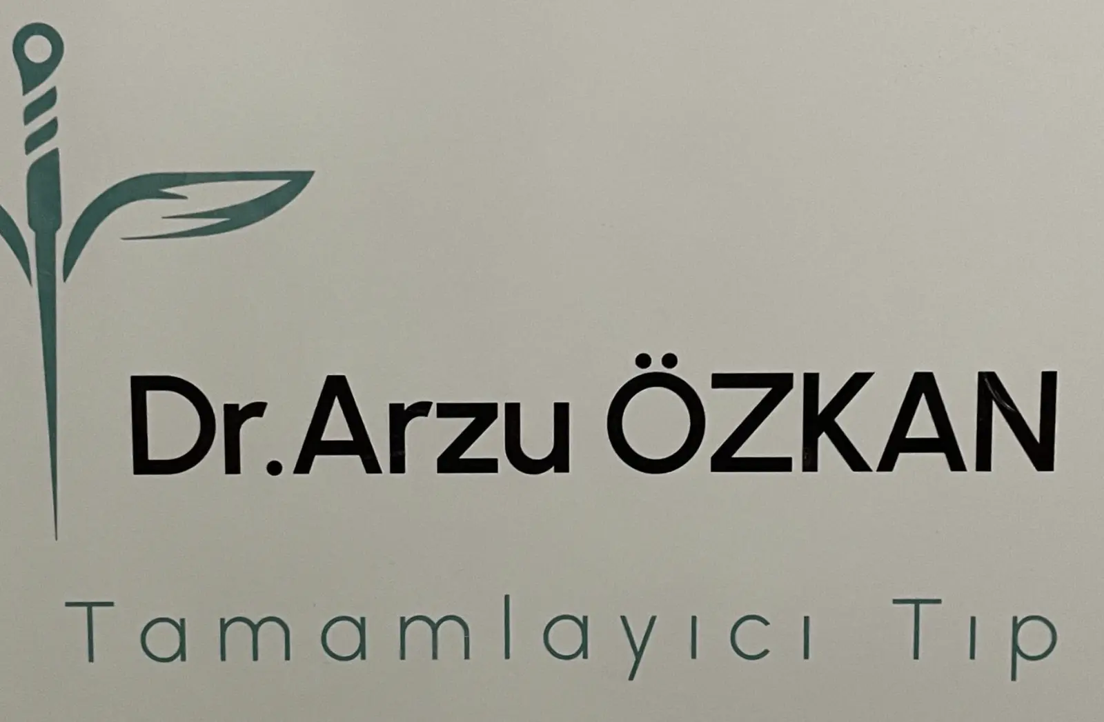 Dr.Arzu ÖZKAN Muayenehanesi logo